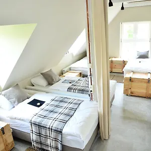  Vandrerhjem Five Point Hostel & Apartments